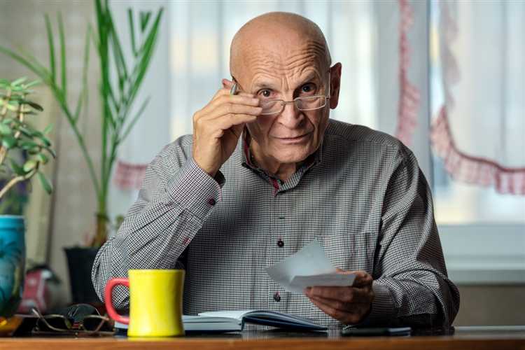 Сколько лет нужно отработать для получения минимальной пенсии