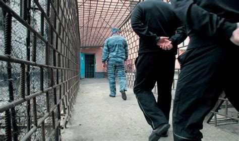 Перевод в другую тюрьму: влияет ли на срок отбывания