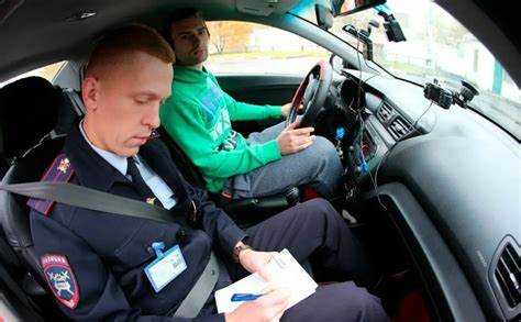 Сколько часов вождения требуется в автошколе