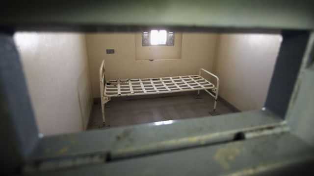 На каких условиях заключенные могут устроиться на работу