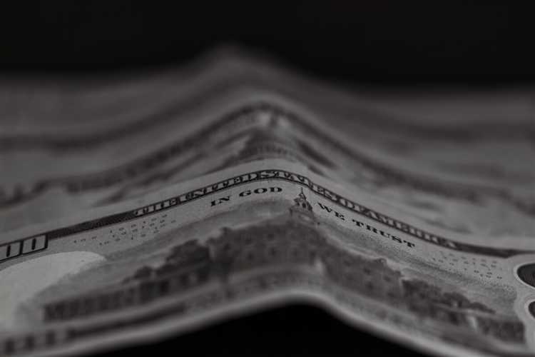 Источники данных по курсу доллара за 1997 год и их надёжность