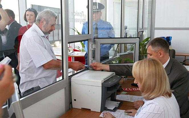 Стоимость госпошлины при регистрации автомобиля с электронным ПТС