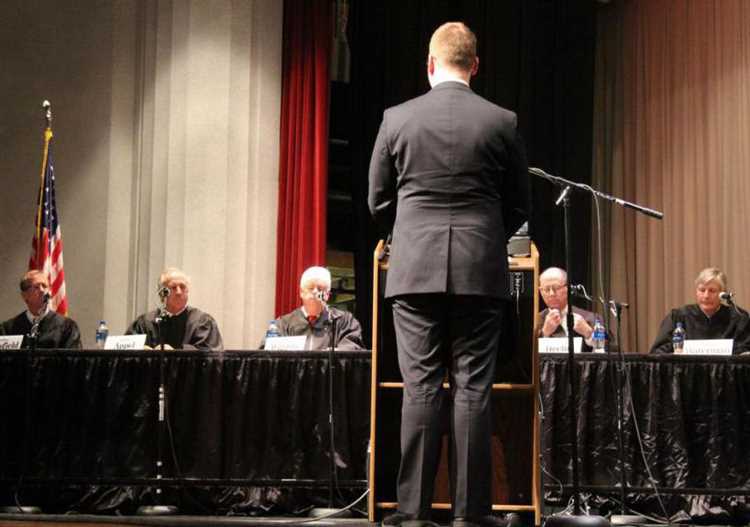 Как реагировать на замечания и вопросы судьи