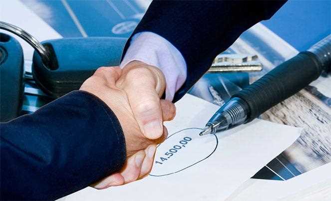 Как правильно передать деньги при продаже