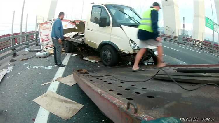 Действия при неисправностях креплений и защёлок эвакуатора