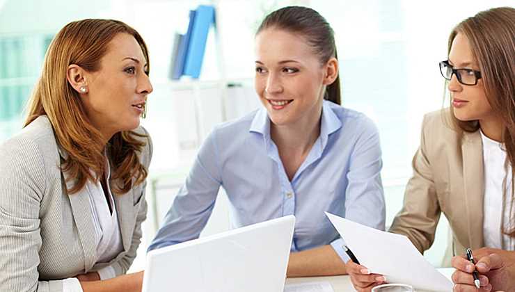 Как правильно использовать информацию о коллегах для формирования обвинений