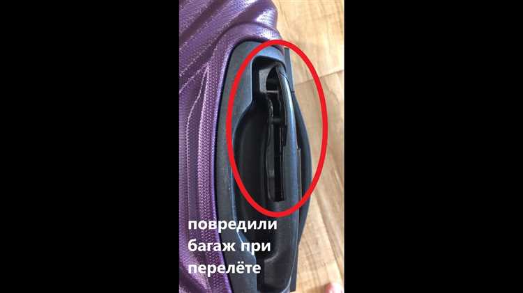 Где найти зону выдачи багажа после выхода из самолета