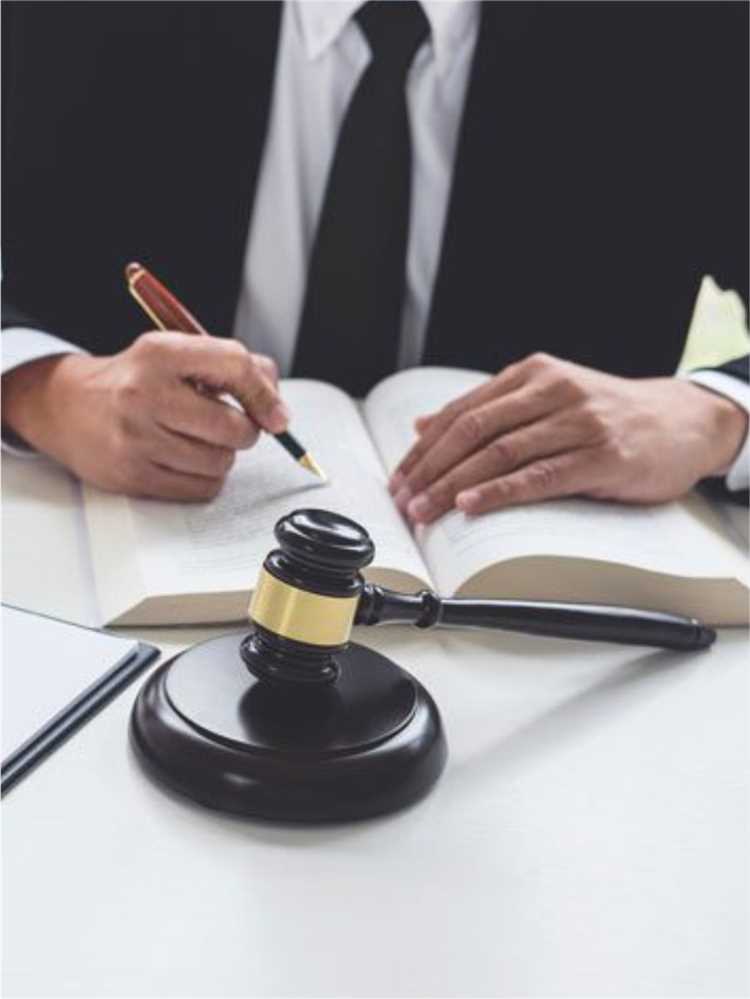 Частые встречи с представителями оппонентов за пределами судебных заседаний