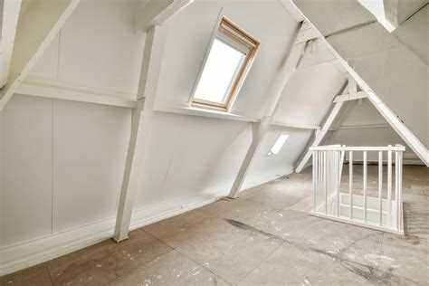 Доступ на чердак в многоквартирном доме