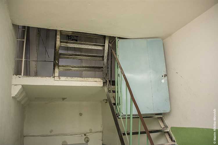 Как попасть на чердак многоквартирного дома Как попасть на чердак многоквартирного дома