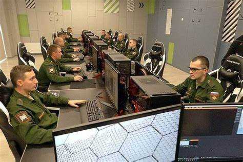 Какие обязанности и привилегии у участников научной роты