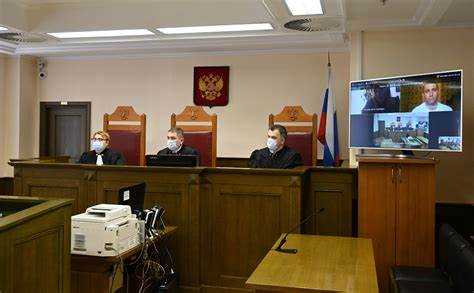 Как происходит рассмотрение дел в первой инстанции