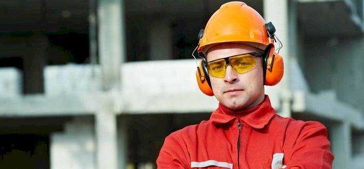 Как избегать воздействия химических веществ на защитную каску