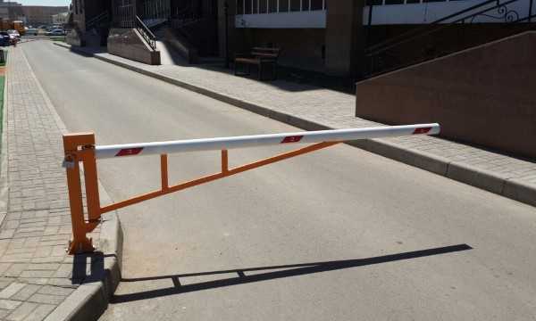 Какие требования предъявляются к конструкции и установке шлагбаума