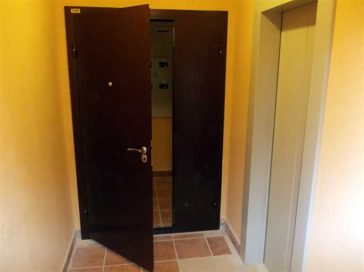 Какие штрафы могут быть за незаконную установку двери