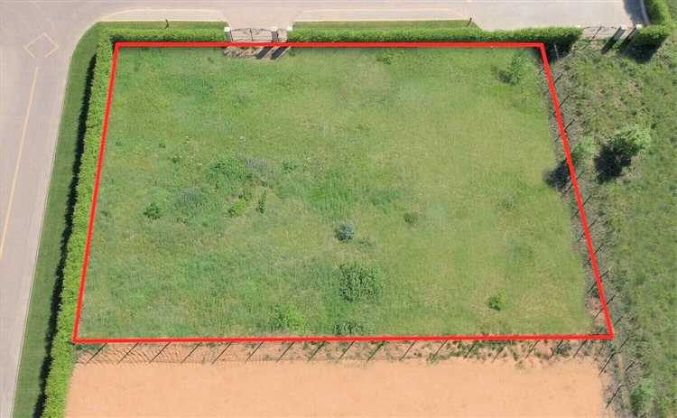 Какие документы помогут определить ограничения на участок