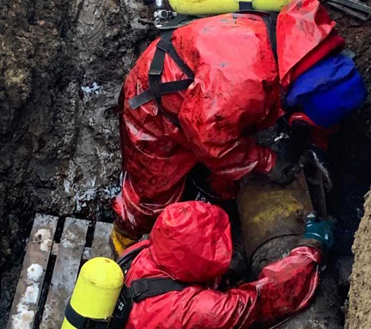 Какая продолжительность рабочей смены спасателей устанавливается при проведении аср