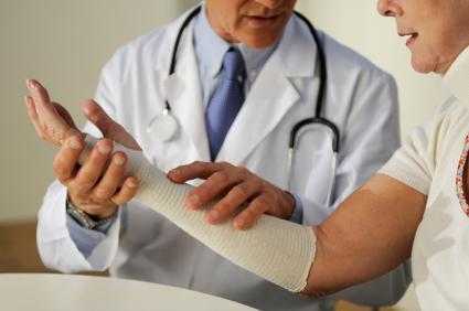 Возможность замены наказания и условное осуждение по статье о телесных повреждениях средней тяжести