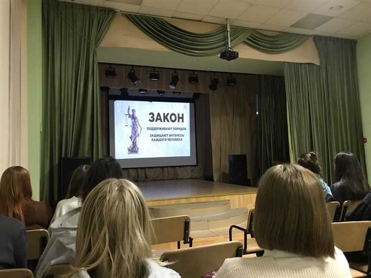 Чем отличается ненормативная лексика от грубых или вульгарных выражений