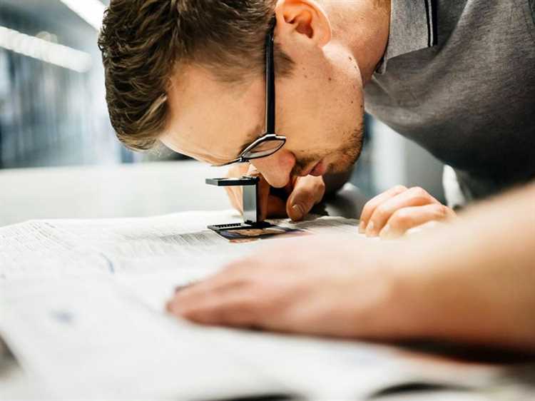 Какие данные необходимы для установления компетенции эксперта