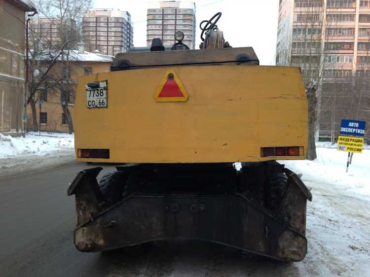 Какие знаки и разметка запрещают обгон тихоходных ТС