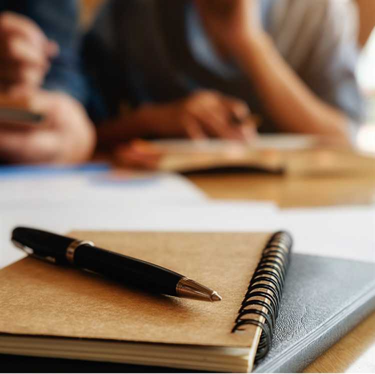 Продолжительность отпуска в зависимости от должности