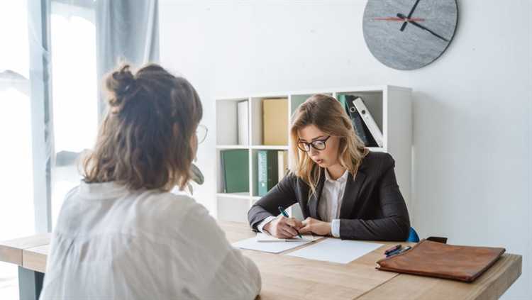 Разница в доходах адвокатов и прокуроров в государственной службе