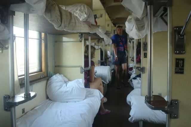 Куда отправляется бельё после сбора в вагоне