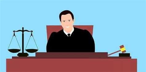 Может ли адвокат отказаться от дачи показаний по делу клиента