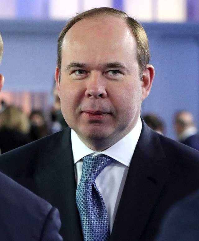 Может ли полпред президента вмешиваться в работу губернатора