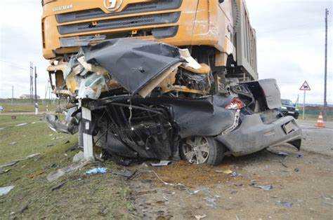 Как выбрать эвакуатор после аварии: советы для водителей