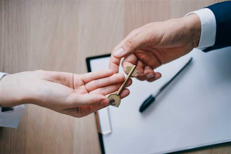 Какие данные нужно указать в жалобе