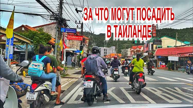 В России управление мототранспортом без водительских прав возможно на транспортных средствах с двигателем не превышающим 50 куб. см и максимальной скоростью до 50 км/ч. К таким относятся мотороллеры, скутеры и мопеды категории М.