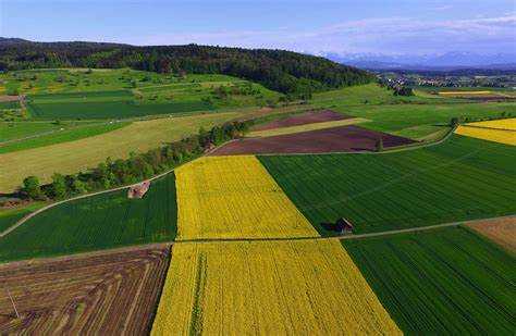 На каком правовом основании создаётся и действует КФХ