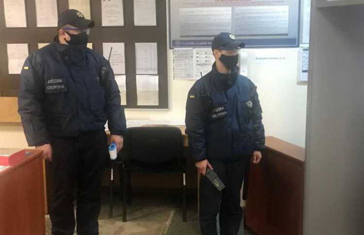 Чем судебные приставы по ОУПДС отличаются от ЧОП