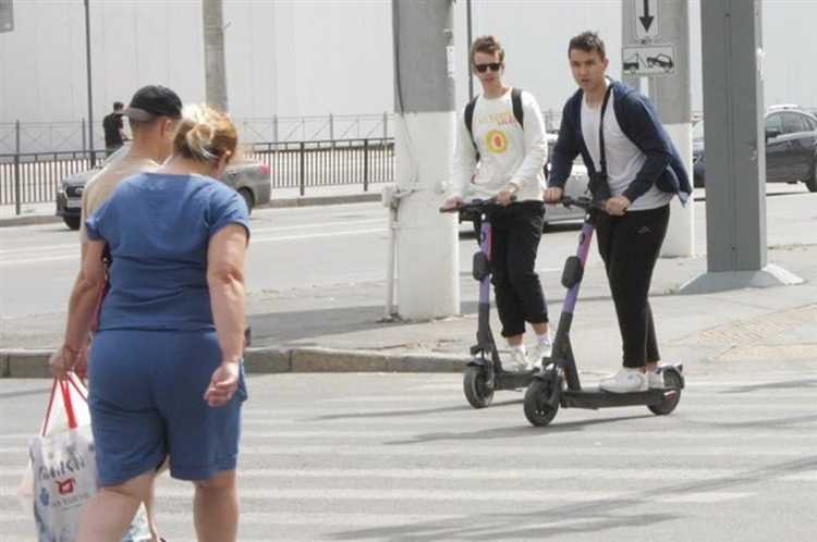 Почему тротуар воспринимается как безопасный маршрут для водителей самокатов