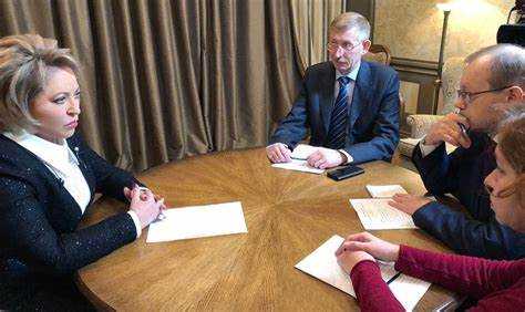 Юридическая природа прямого действия Конституции РФ