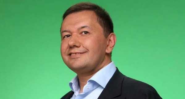 Роль помощника депутата в подготовке и анализе документов