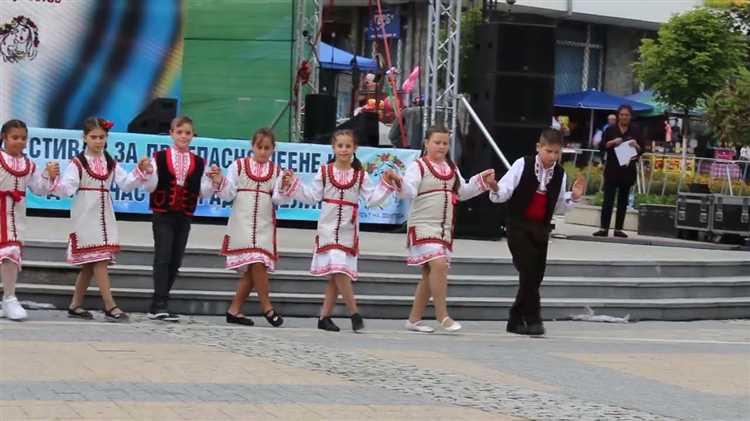 Почему границы недель могут попадать сразу на два месяца