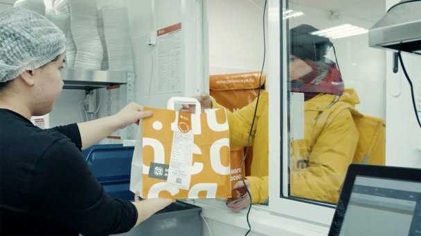 Влияние отказа от заказа на статистику выполнения заказов курьером