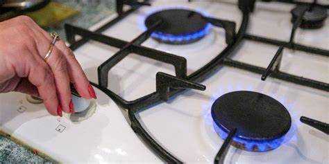 Как часто проводятся проверки газового оборудования в жилых домах