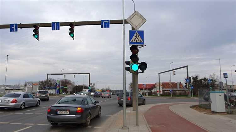 Когда можно поворачивать направо при включённой стрелке