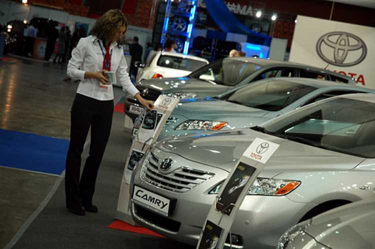 Когда лучше покупать автомобиль: сезонные и календарные скидки