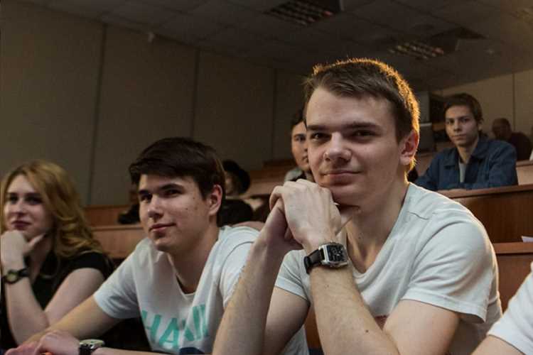 Когда имеет смысл получать второе высшее после юридического