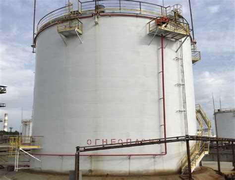 Какой должна быть высота ограждения резервуаров для хранения жидкого аммиака Какой должна быть высота ограждения резервуаров для хранения жидкого аммиака