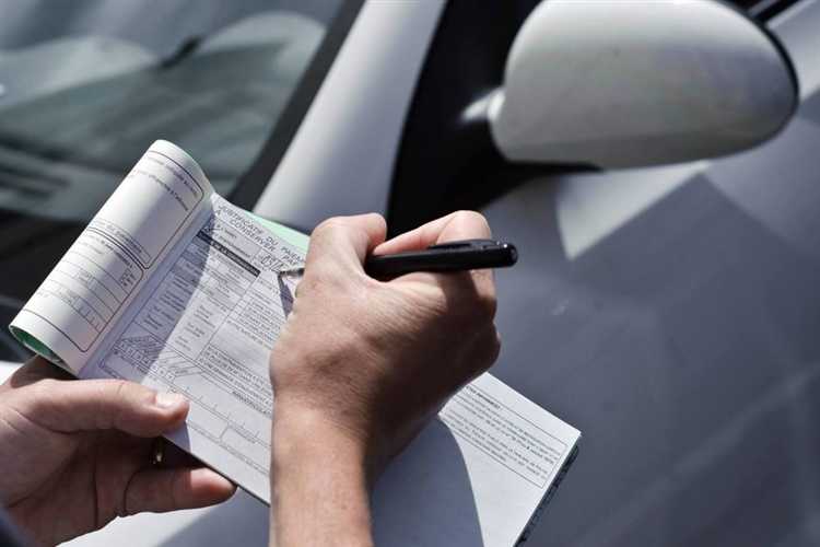 Размеры штрафов за движение по тротуару для разных категорий водителей