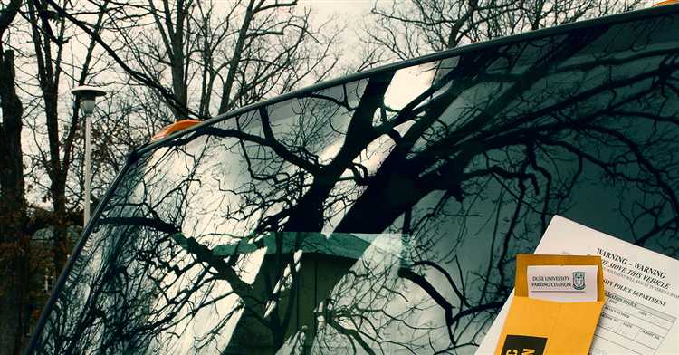 Какой штраф за разговор по телефону за рулем Какой штраф за разговор по телефону за рулем