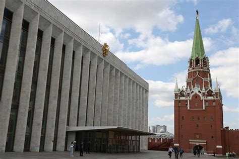 Как доверенные лица взаимодействуют с государственными и частными организациями