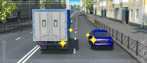 Особенности уступки дороги для грузовых автомобилей на перекрёстках