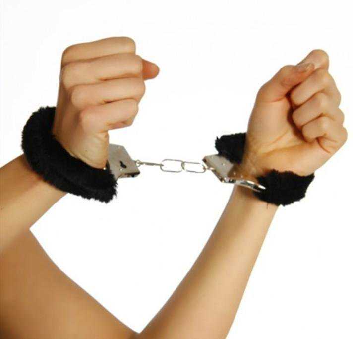 Запрещено надевать наручники инвалидам и людям с ограниченными возможностями